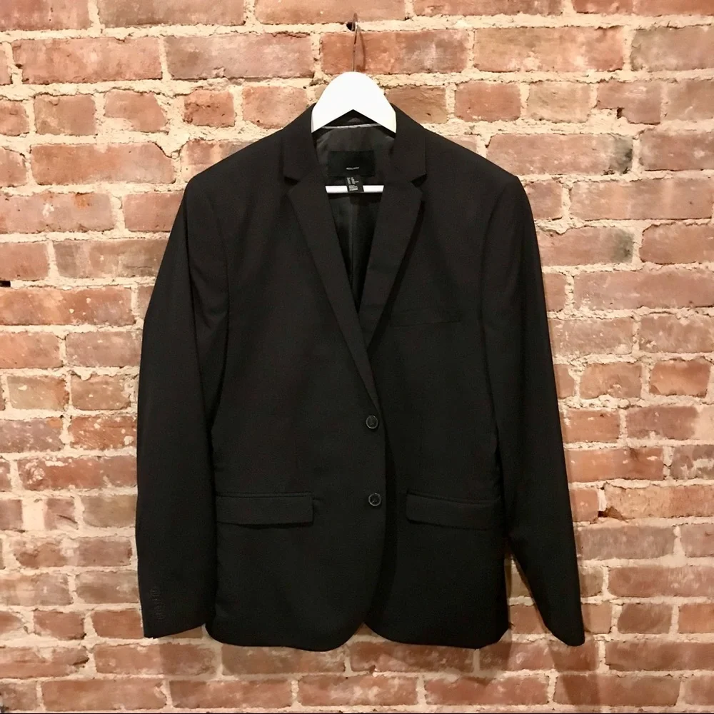 H&M black blazer. Size 42 R. Excellent used condition. No trace of wear. - Picture 6 of 11